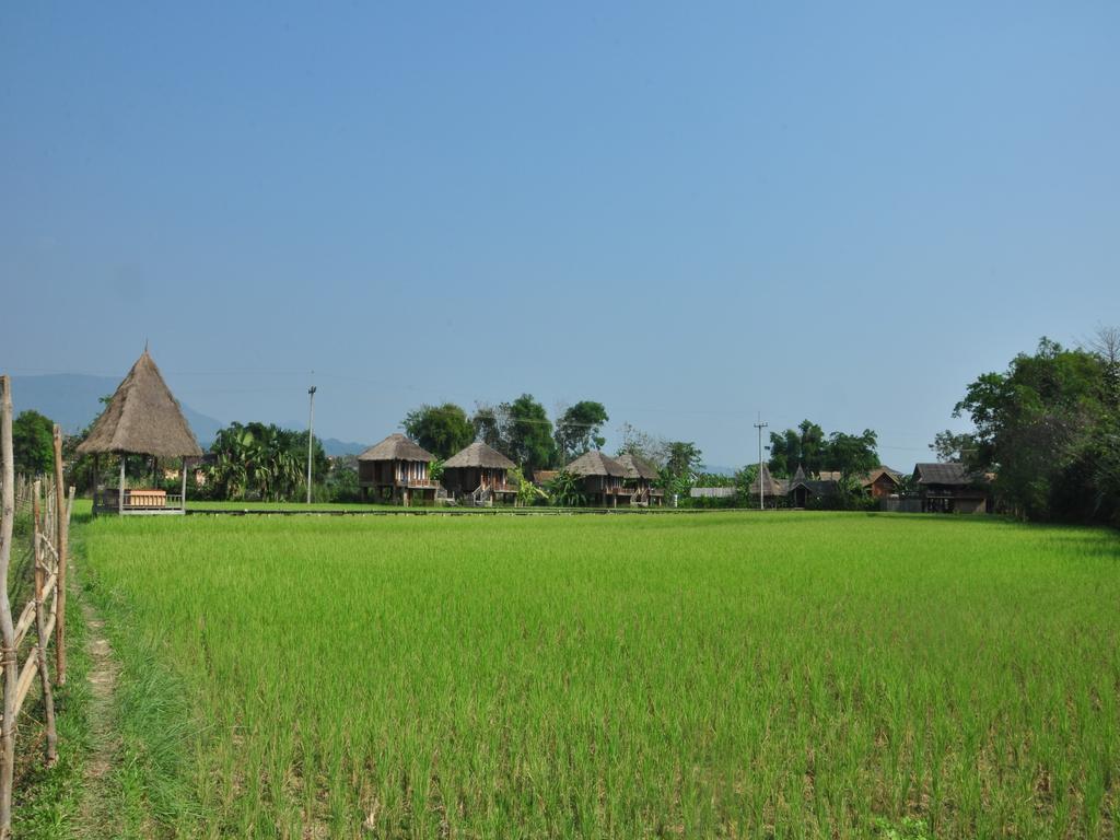 Viengtara Vangvieng Resort Vang Vieng Buitenkant foto